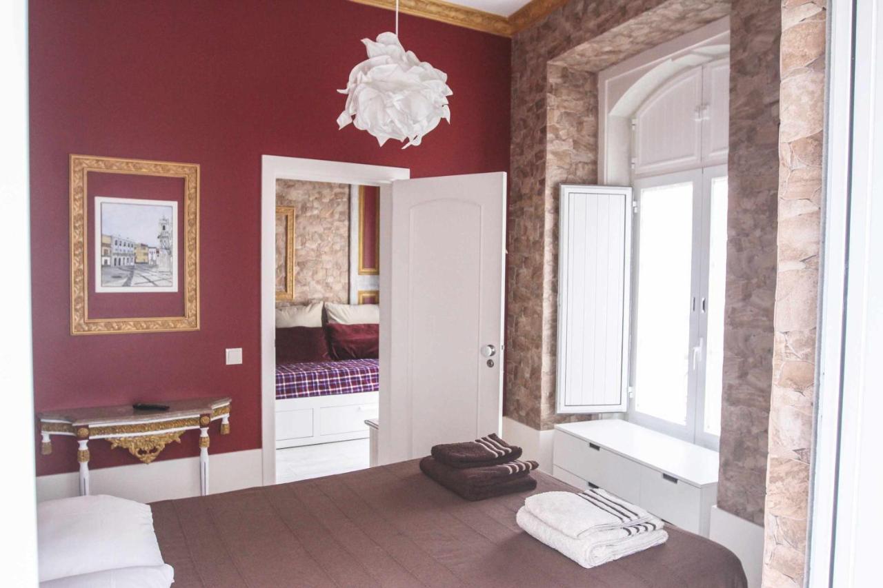 Appartement Legendary Bay Apartamento Tematico à Seixal  Extérieur photo