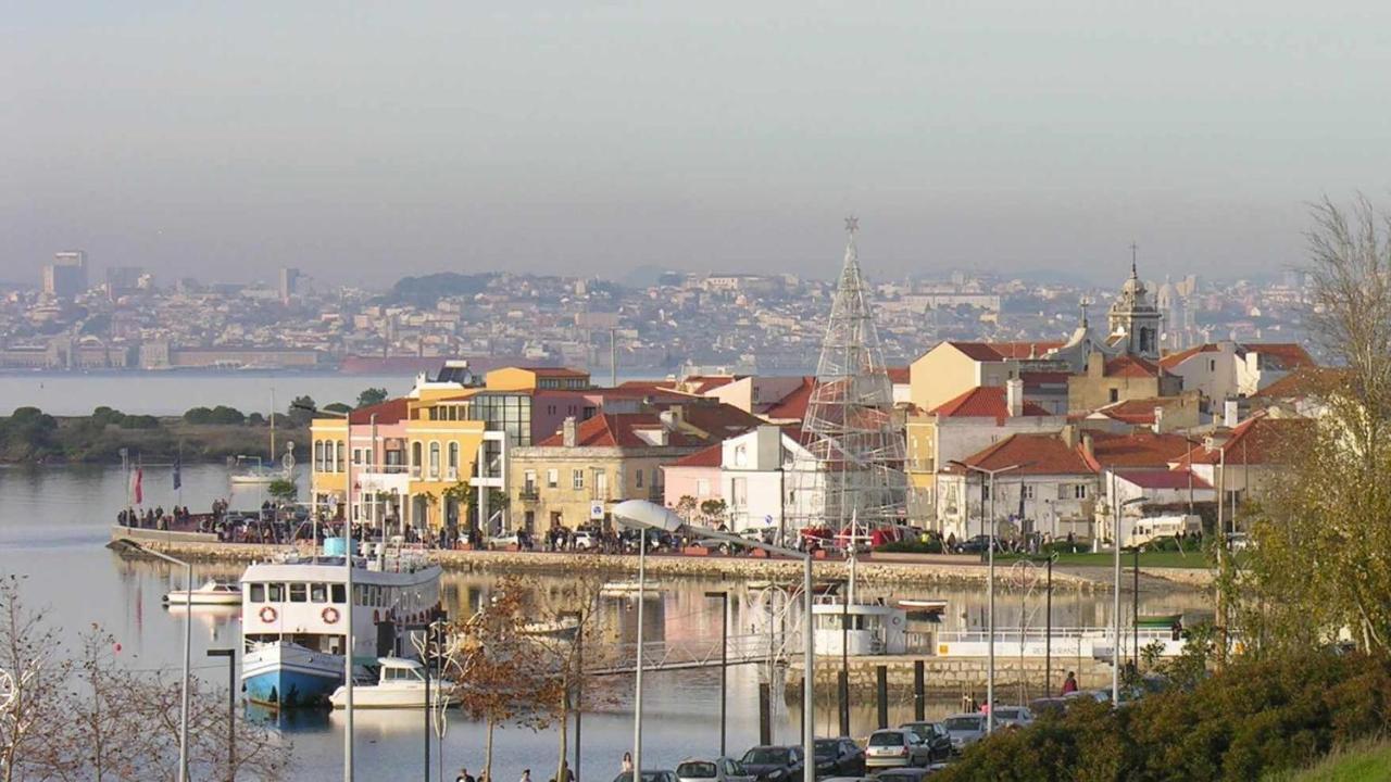Appartement Legendary Bay Apartamento Tematico à Seixal  Extérieur photo