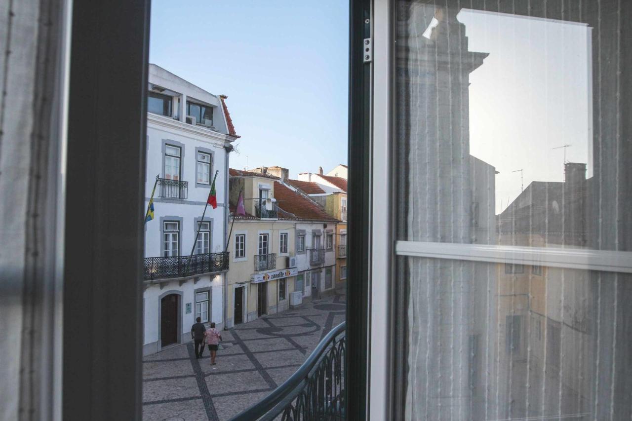 Appartement Legendary Bay Apartamento Tematico à Seixal  Extérieur photo